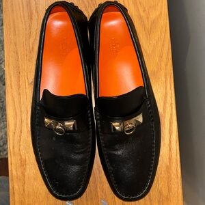 Hermes Men's Irving Loafers Leather Black size 44 scuffed on front